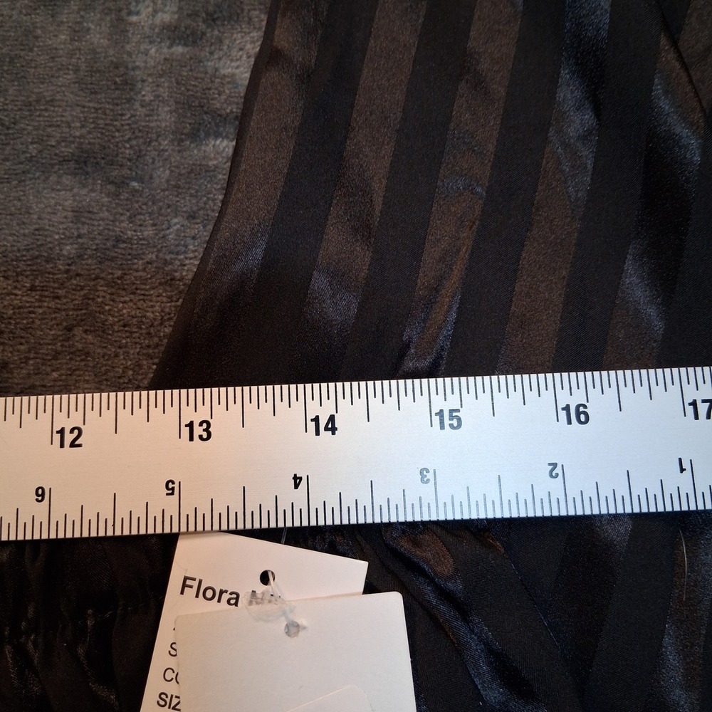 NWT Flora by Flora Nikrooz Pajama Pants Womens Large Black Striped Satin Lounge - Picture 5 of 9